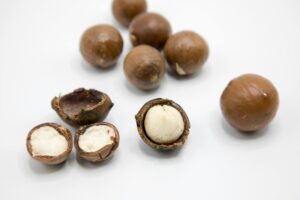 Do Macadamia Nuts Have Lutein? Exploring the Nutritional Benefits